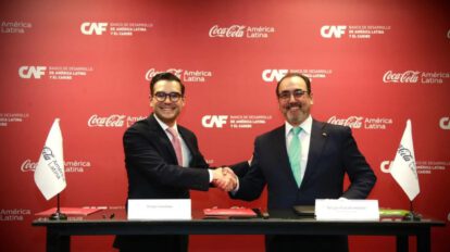 CAF y Coca-Cola se unen para llevar agua potable a América Latina