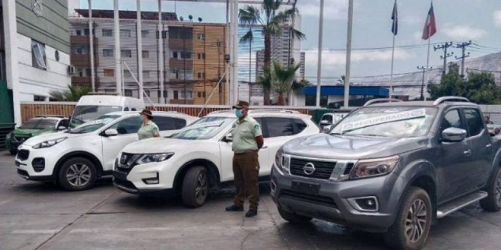 Banda criminal robaba autos en Chile para intercambiarlos por drogas en Bolivia