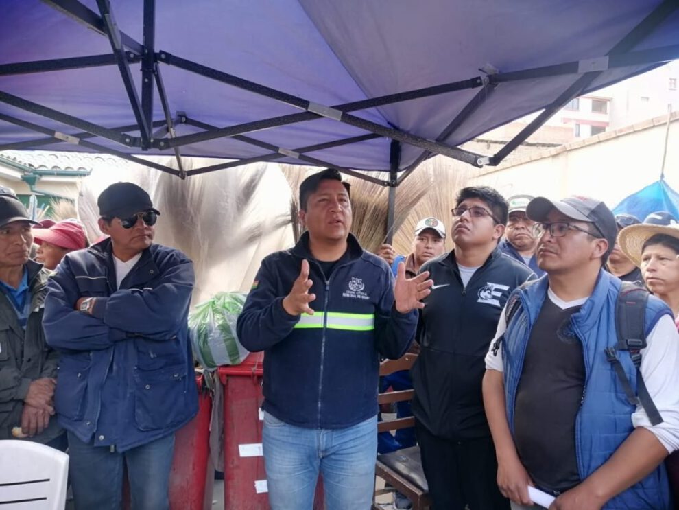 Acuerdo entre GAMO y sindicato de EMAO garantiza continuidad del servicio de recolección de basura