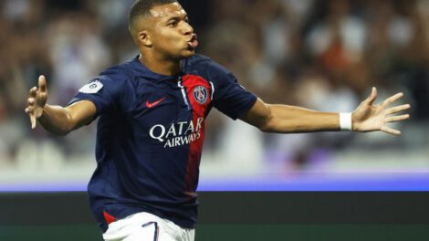 Kylian Mbappé respaldado por el presidente del PSG para el Balón de Oro