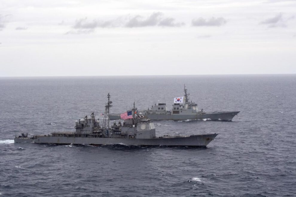 Maniobras navales entre Corea del Sur y EE.UU. en el Mar del Este