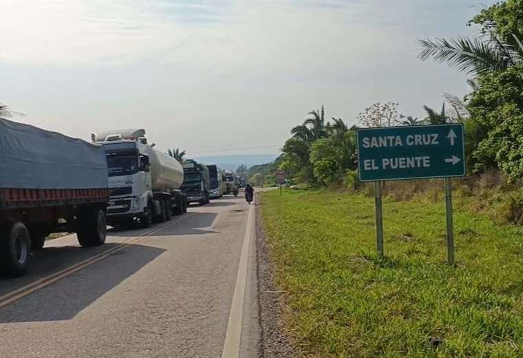 Bloqueo en la carretera Santa Cruz-Trinidad