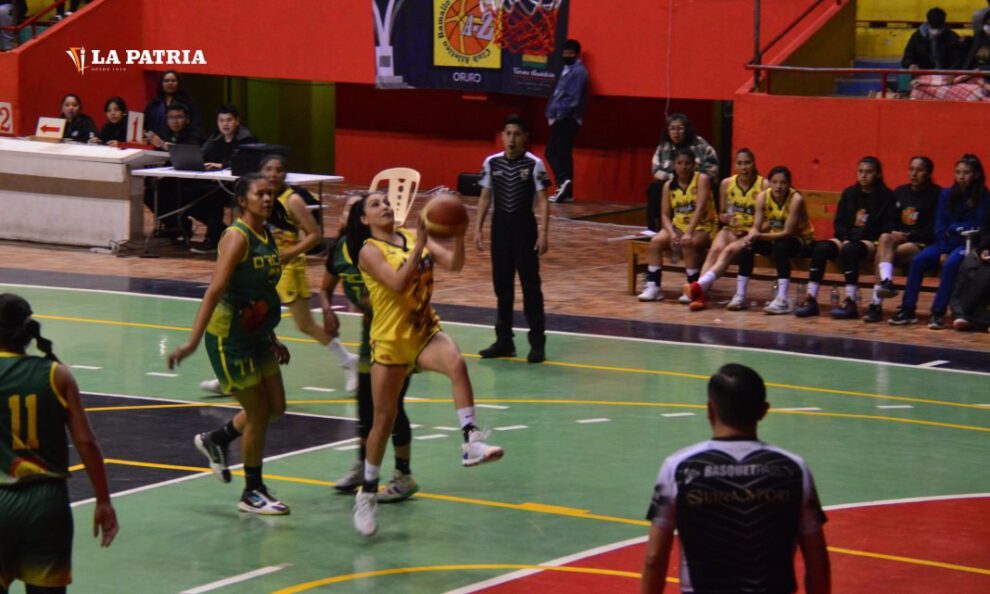 Carl A-Z quiere mantenerse invicto a costa de Tenis La Paz