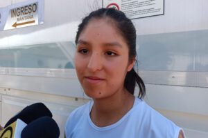 Raquetbolista Luciana Illanes pide apoyo para deportistas