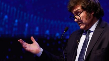 Javier Milei dolarización economía argentina