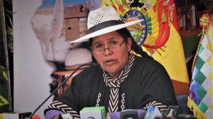 Congreso del ala evista del MAS descalificado por la ministra de Culturas, Sabina Orellana