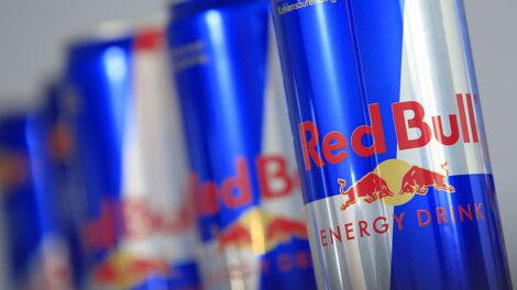 Red Bull: El imperio multimillonario detrás de la bebida energética icónica