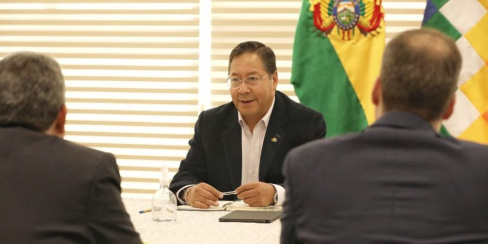 Presidente Arce dialoga sobre sustitución de importaciones