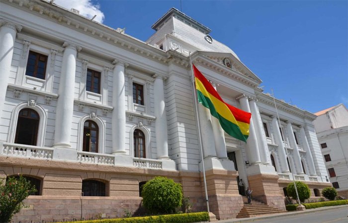 Vacío de poder en el Órgano Judicial propuesto por Carlos Alberto Goitia