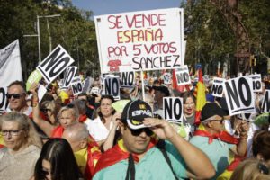 Protesta en Barcelona contra la amnistía del proceso soberanista
