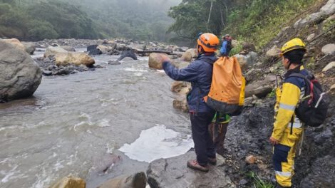 Equipos de rescate trabajando en la riada en cañón de Tablas Monte