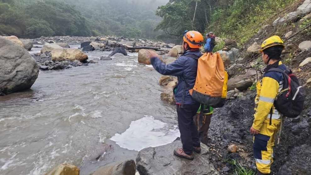 Equipos de rescate trabajando en la riada en cañón de Tablas Monte