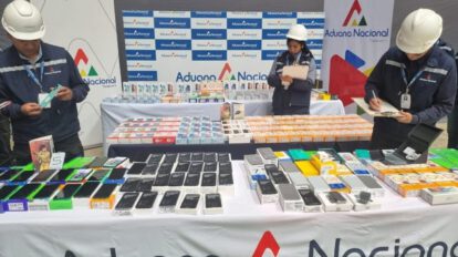 Decomiso de celulares de contrabando en Oruro