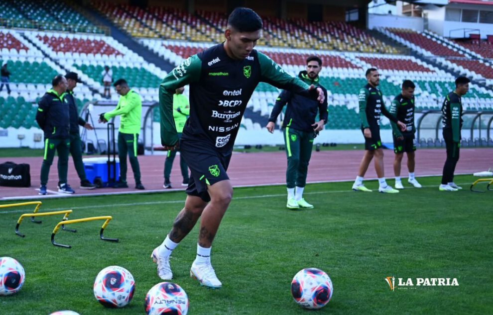La Verde entrena en el estadio Hernando Siles