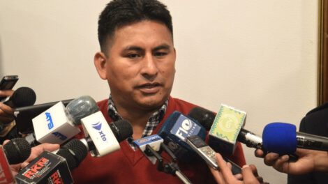 Nueva directiva del MAS con Gualberto Arispe