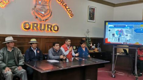 Bombardeo de nubes para combatir sequía en Oruro