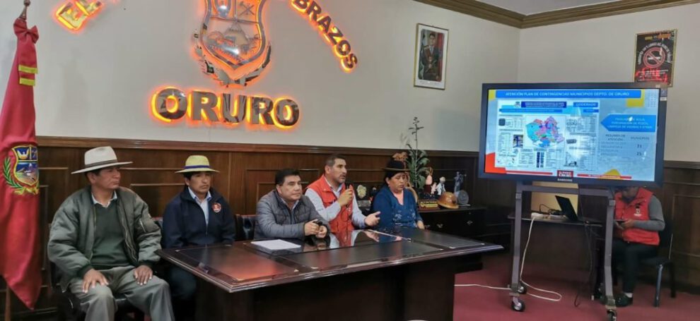 Bombardeo de nubes para combatir sequía en Oruro