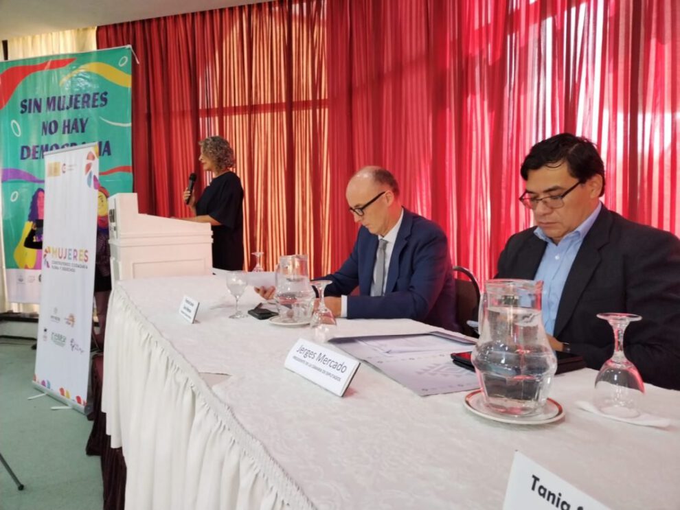 Igualdad de género en el seminario internacional sobre despatriarcalización y democracia paritaria