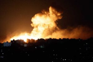 Ataques aéreos de Israel contra objetivos de Hamás en Gaza