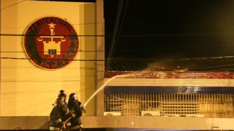 Cárcel de Paraguay bajo control de reclusos