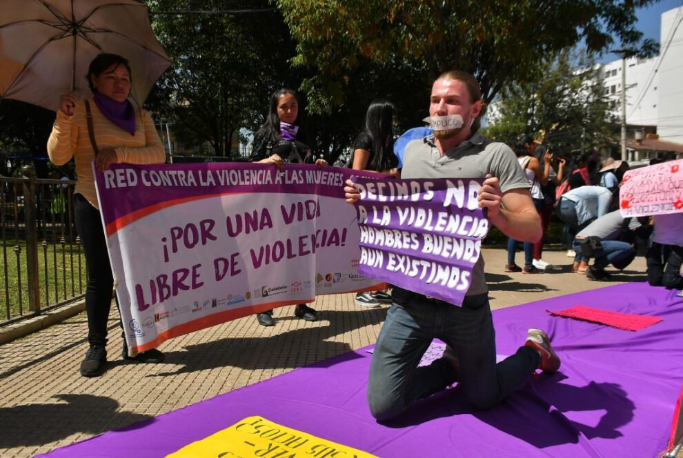 Feminicidios en Bolivia: Protesta por el maltrato machista y la violencia de género