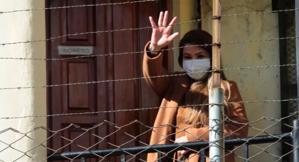 Detención domiciliaria de Añez en el penal de Miraflores