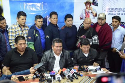 Cabildo en El Alto convocado por la Confederación de Interculturales