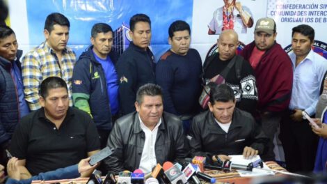Cabildo en El Alto convocado por la Confederación de Interculturales