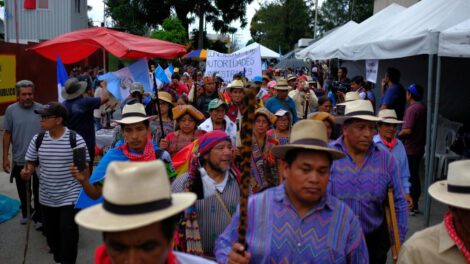 Protestas en Guatemala exigiendo la renuncia de la fiscal general Consuelo Porras