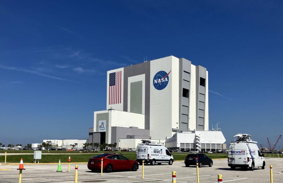 Fotografía de un edificio de la NASA en Cabo Cañaveral, en Florida