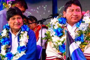 Evo Morales defiende a gobernador del MAS acusado de corrupción en Potosí