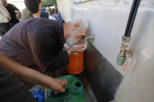 Crisis humanitaria en Gaza: la sed amenaza la vida de dos millones de habitantes