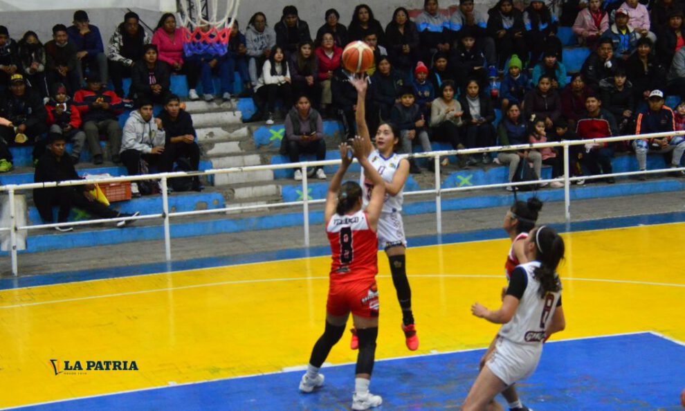Triunfo de Uriona en Liga Boliviana de Básquetbol Femenino