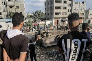 Éxodo masivo de palestinos en la Franja de Gaza