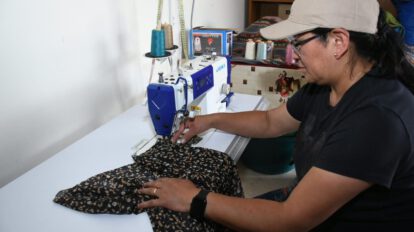Empoderamiento femenino en Mocomoco mediante la Asociación Nayrar Sarapxañani