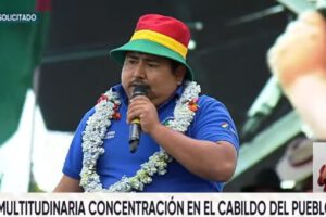 Atentado contra buses en Santa Cruz