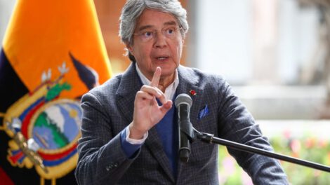 Ecuador programa de recompensas para combatir el terrorismo