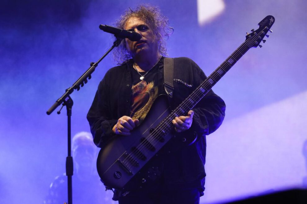 Fotografía de archivo de Robert Smith, líder de The Cure, en Primavera Sound Colombia