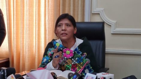 Legalidad del cabildo del MAS según Nelly Arista