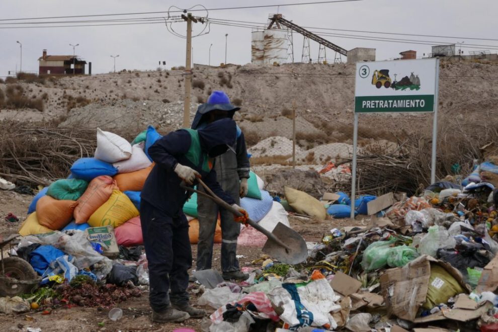 Recuperación de basura en Oruro para crear abono