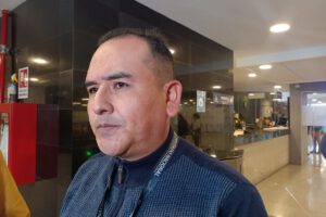 Daniel Rojas critica sometimiento legisladores