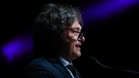 Javier Milei en relación a la propuesta de romper relaciones con el Vaticano