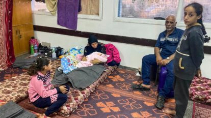 Dar a luz bajo bombardeos en Gaza