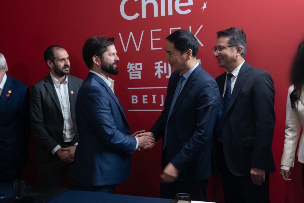Inversión en litio Chile por Gabriel Boric y Tsingshan Holding Group