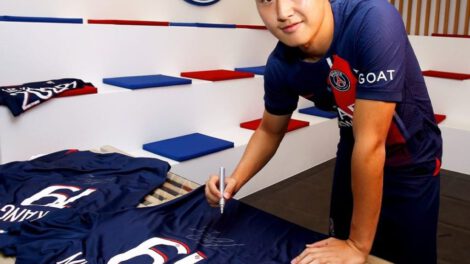 Kang-in Lee supera a Kylian Mbappé como jugador que más camisetas vende en el PSG