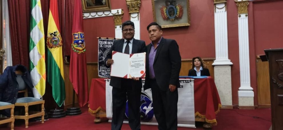 Colegio Departamental de Comunicadores de Oruro celebra su XXIII aniversario