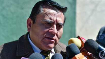 Contrabando de celulares en operativo policial en Oruro