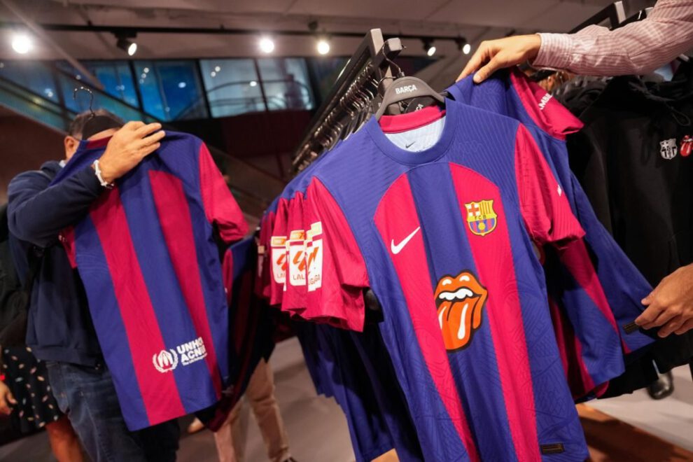 Camisetas del Barça con el logo de los Rolling Stones