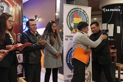 Fútbol de salón en Oruro durante el homenaje a sus 62 años