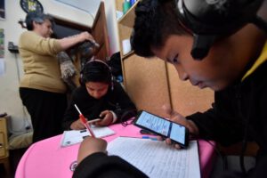 Clases virtuales por humo de incendios forestales